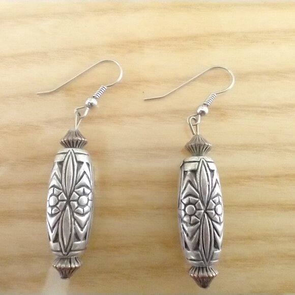 Earrings - Picture 3 of 3
